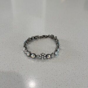 Sorrelli Silver and White Bracelet